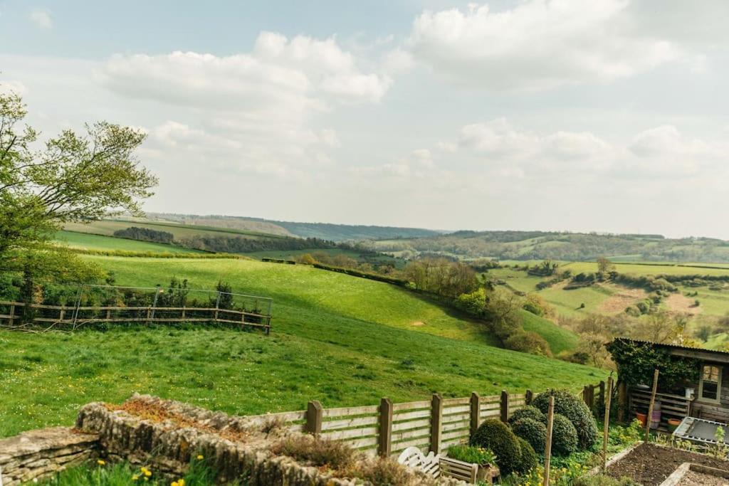 Romantic Country Annex With Views - 10 Min To Bath Cold Ashton Экстерьер фото
