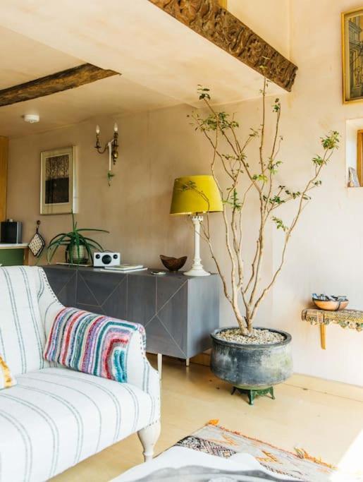 Romantic Country Annex With Views - 10 Min To Bath Cold Ashton Экстерьер фото